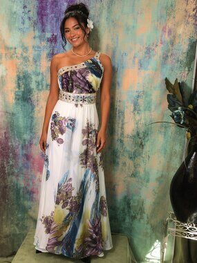 📌May Queen Gorgeous Richly Embroidered Ball - Prom- Formal - Homecoming Gown